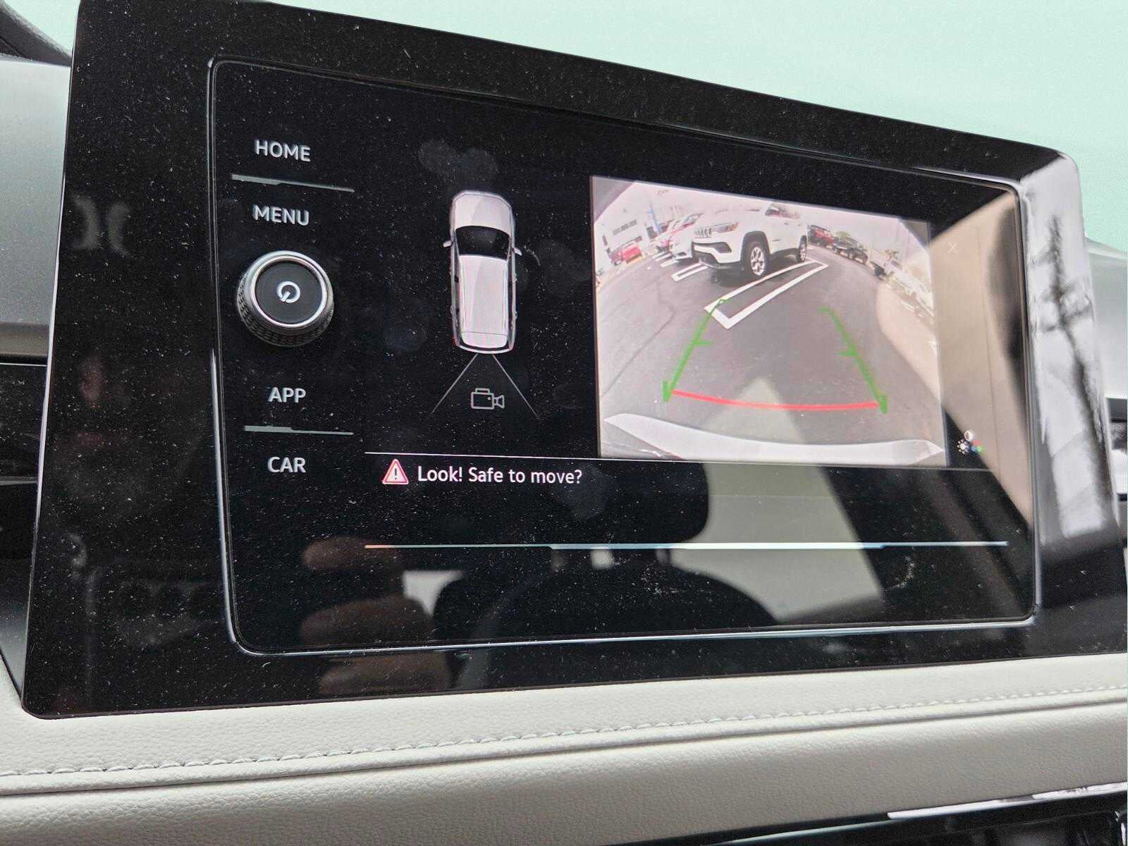 2025 Volkswagen Taos S
