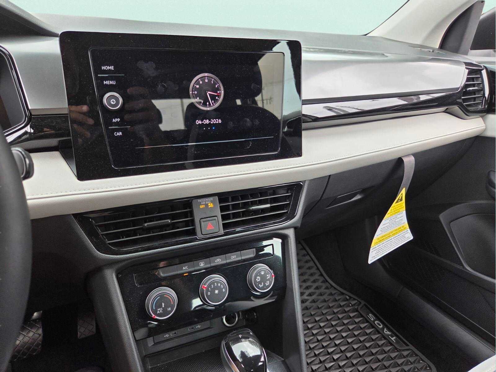2025 Volkswagen Taos S