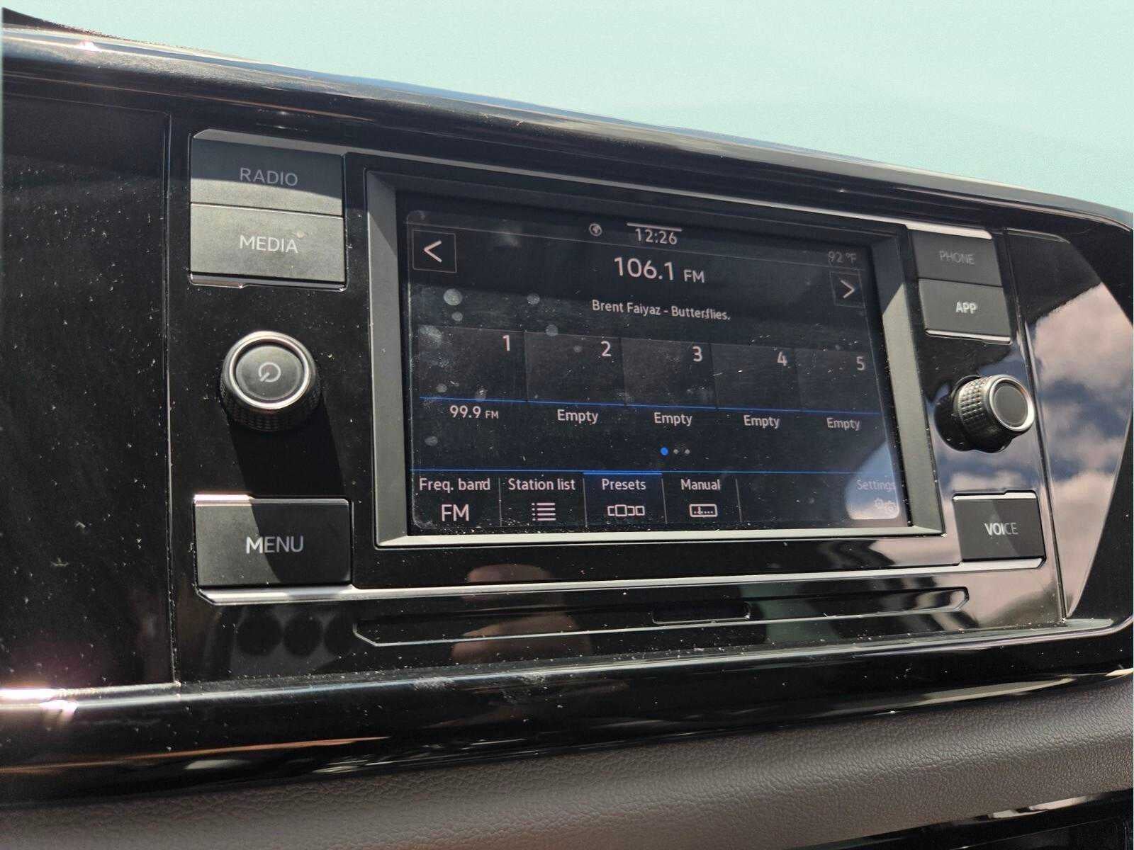 2024 Volkswagen Taos S