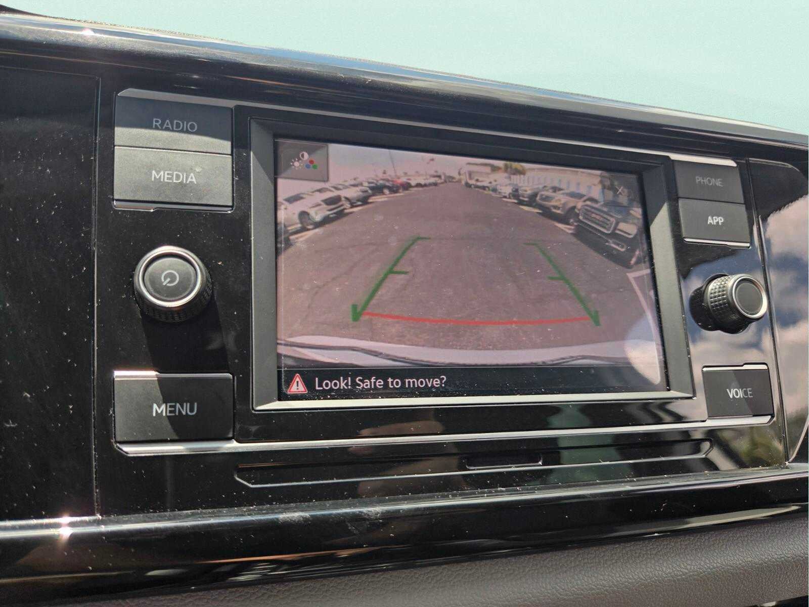 2024 Volkswagen Taos S