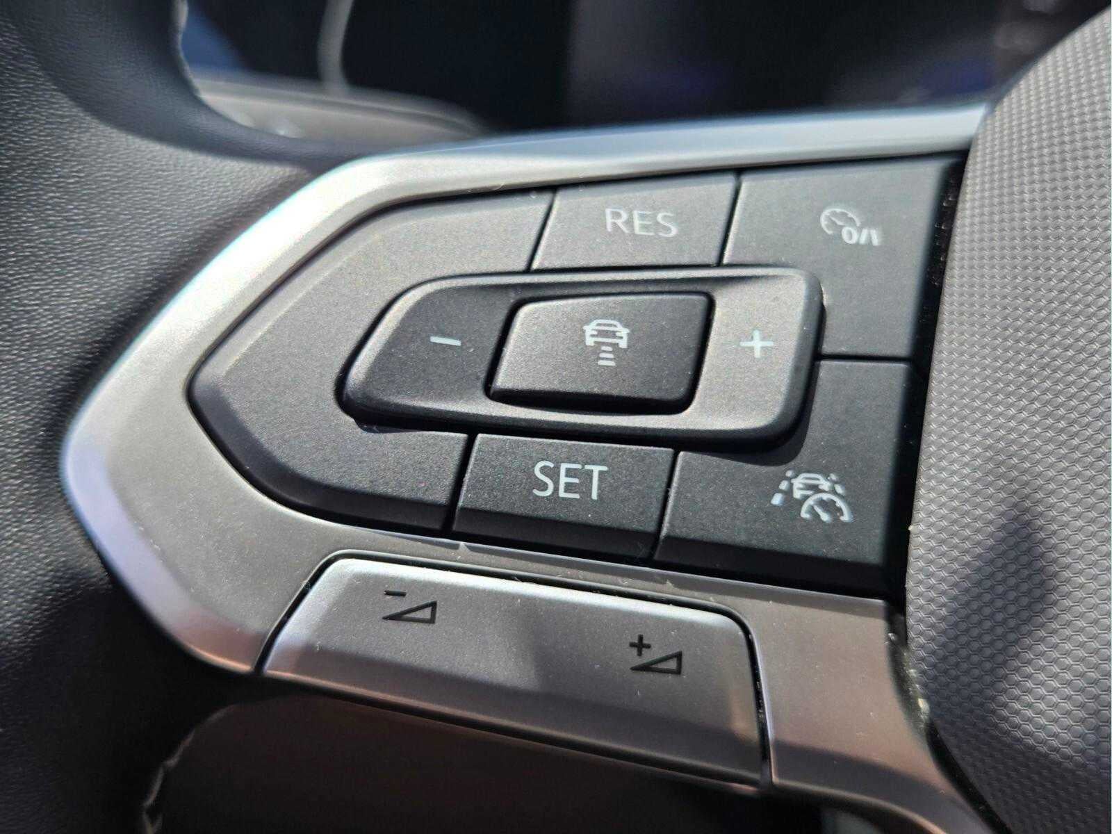 2024 Volkswagen Taos S