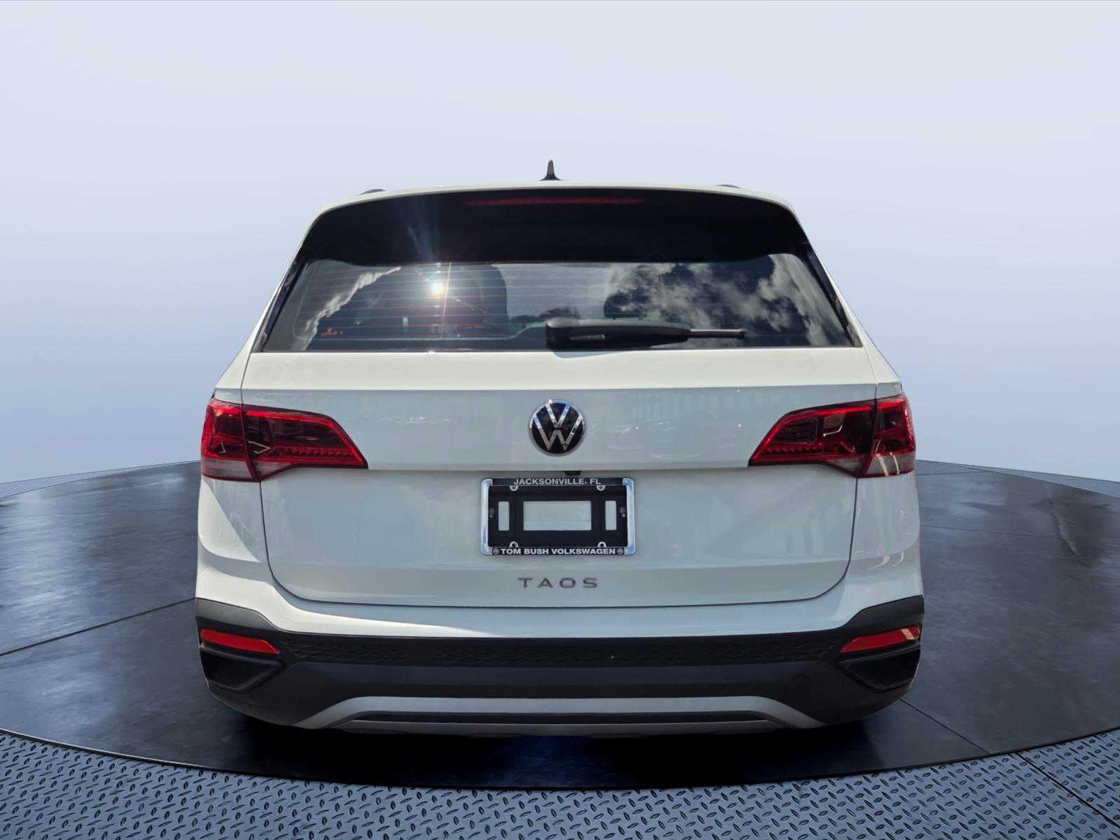 2024 Volkswagen Taos S