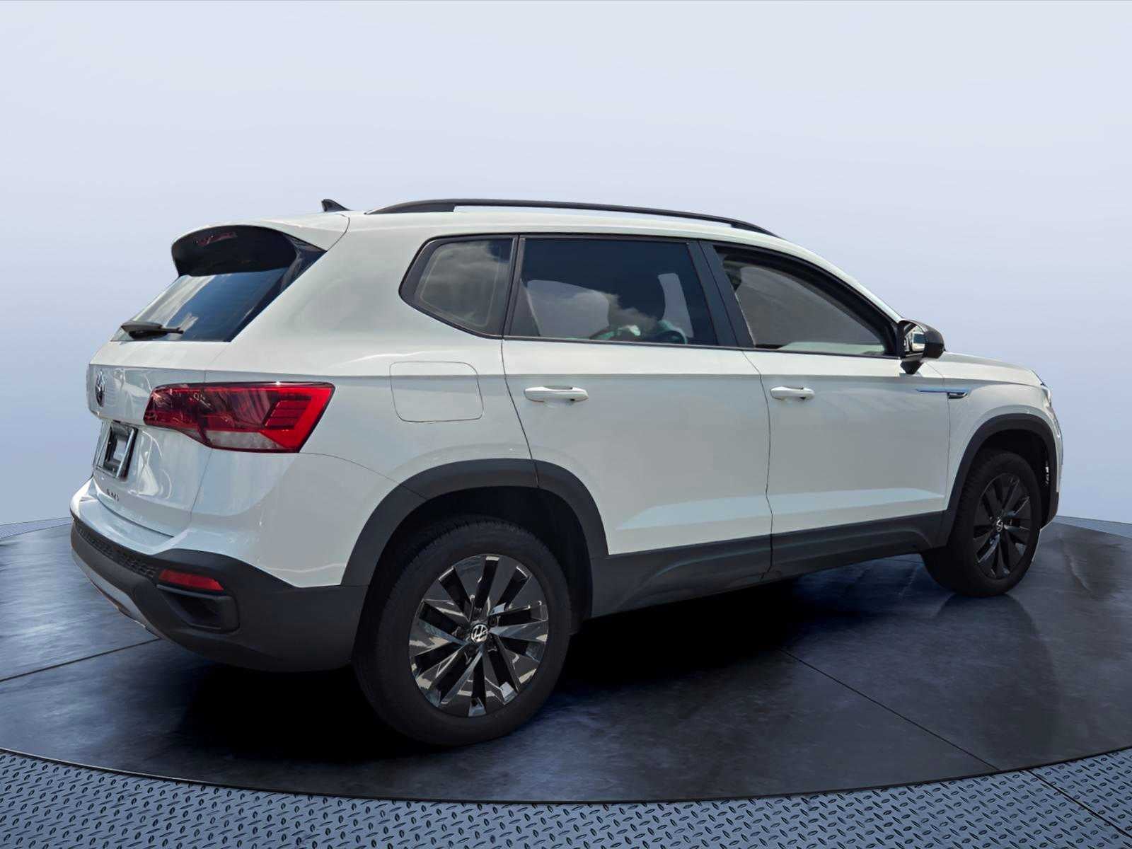 2024 Volkswagen Taos S