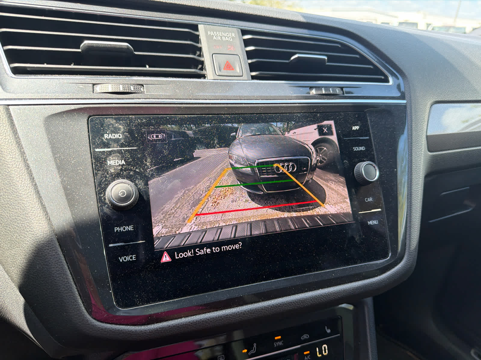 2023 Volkswagen Tiguan SE R-Line Black