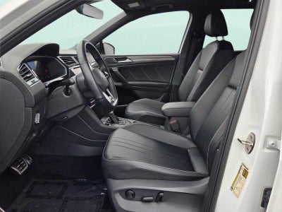 2023 Volkswagen Tiguan SE R-Line Black