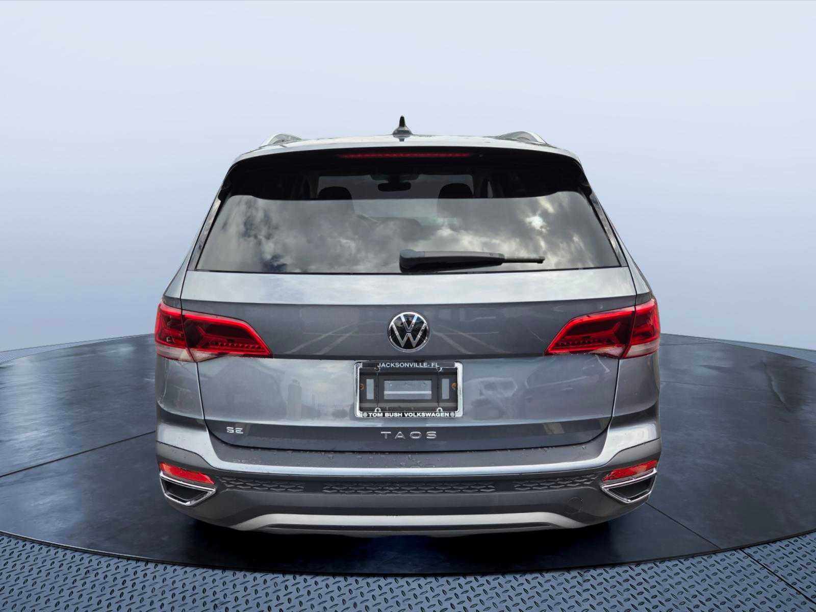 2023 Volkswagen Taos SE
