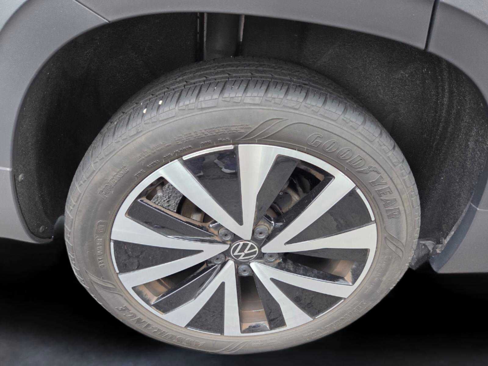 2024 Volkswagen Taos SE