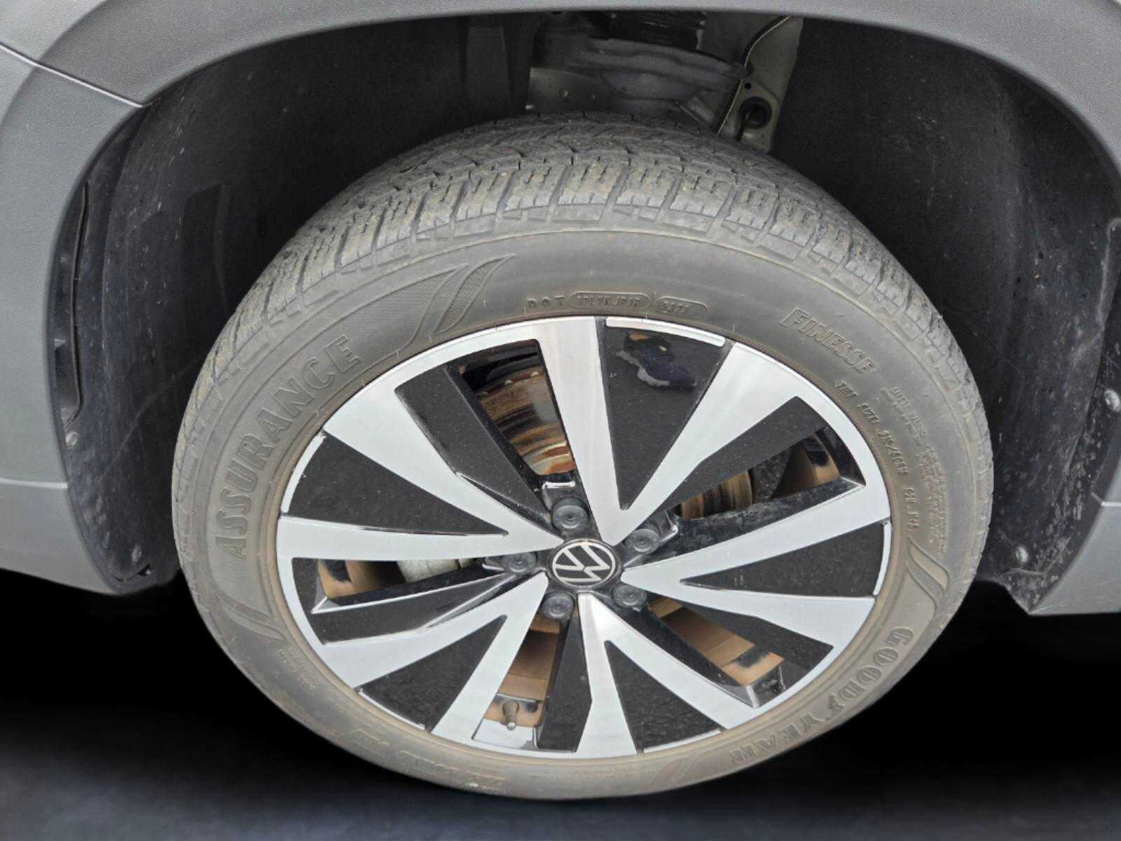 2024 Volkswagen Taos SE