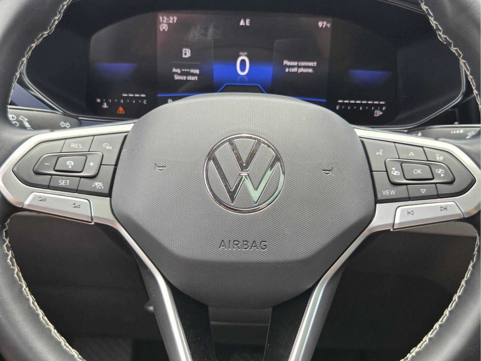 2023 Volkswagen Taos SE