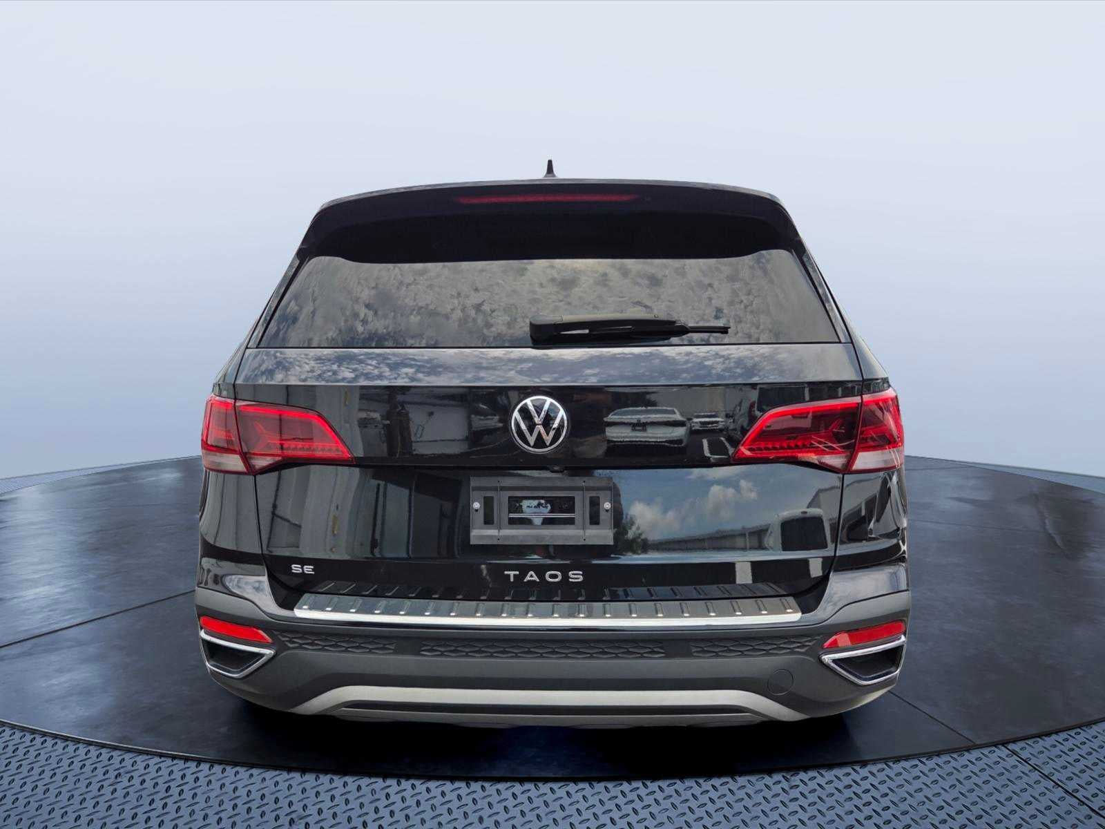 2023 Volkswagen Taos SE