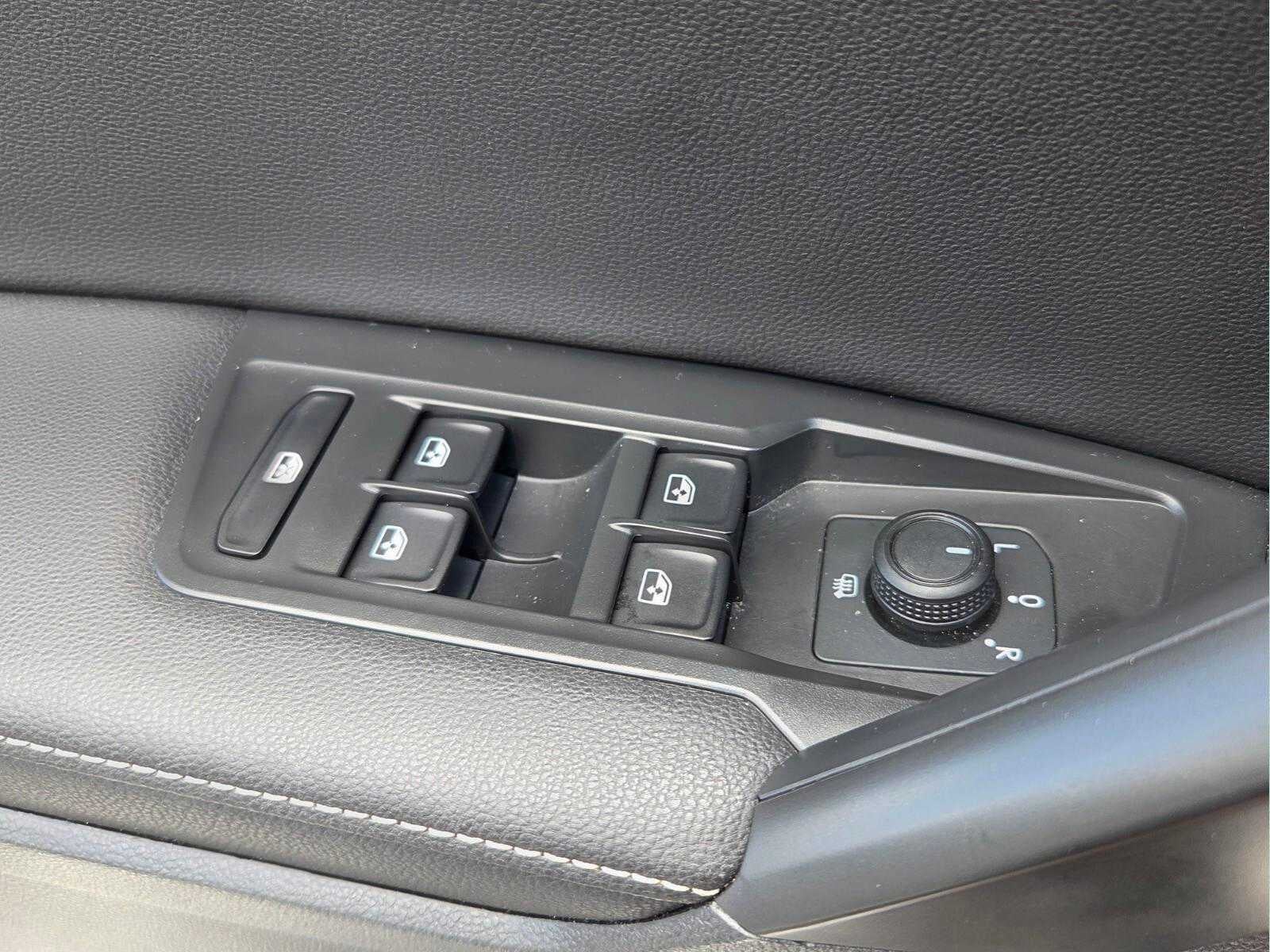 2023 Volkswagen Tiguan S