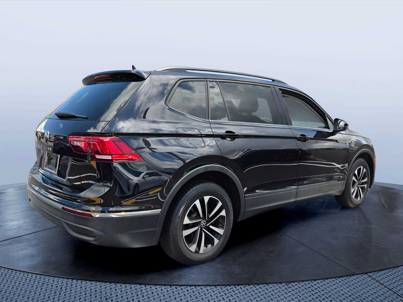 2023 Volkswagen Tiguan S