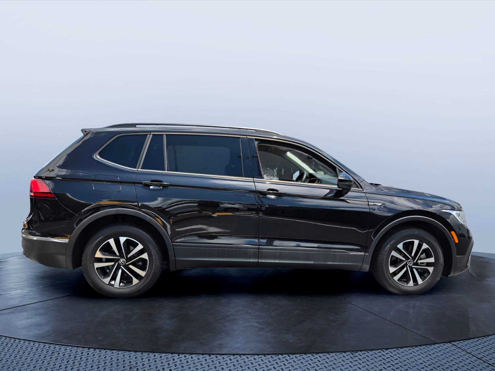 2023 Volkswagen Tiguan S