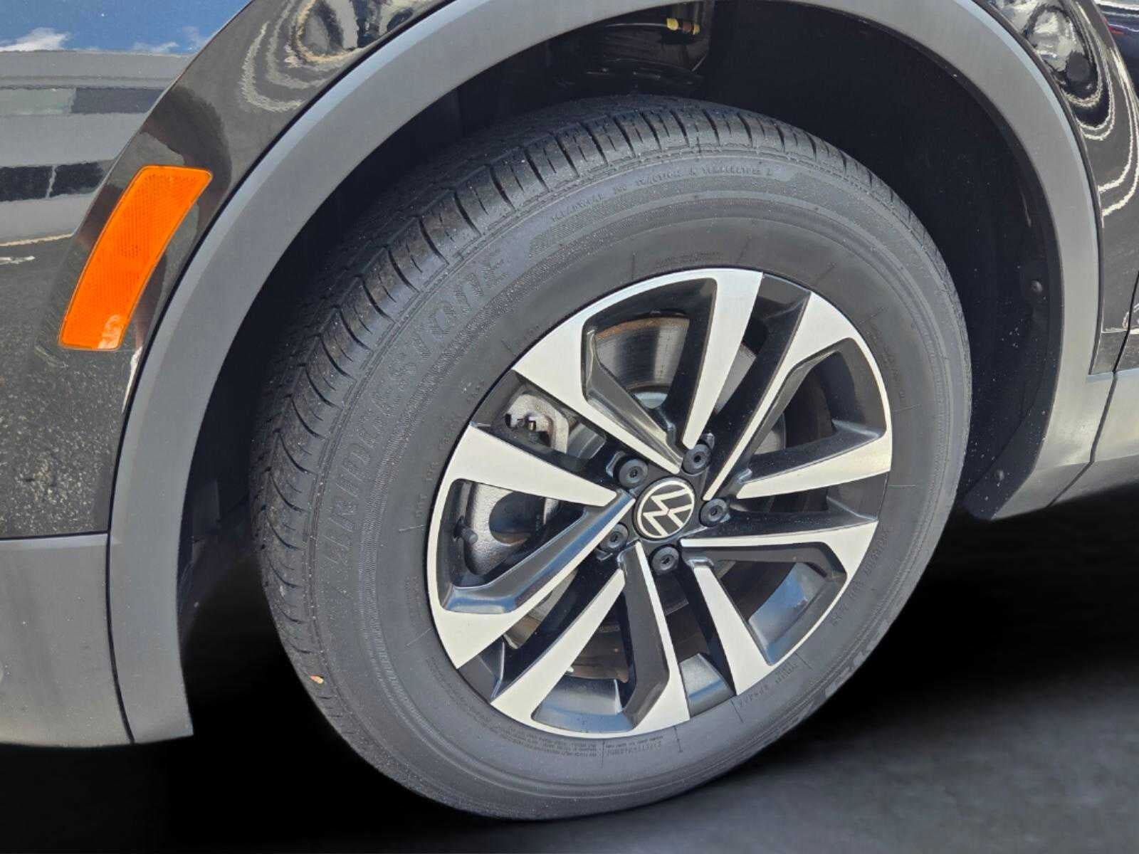 2023 Volkswagen Tiguan S
