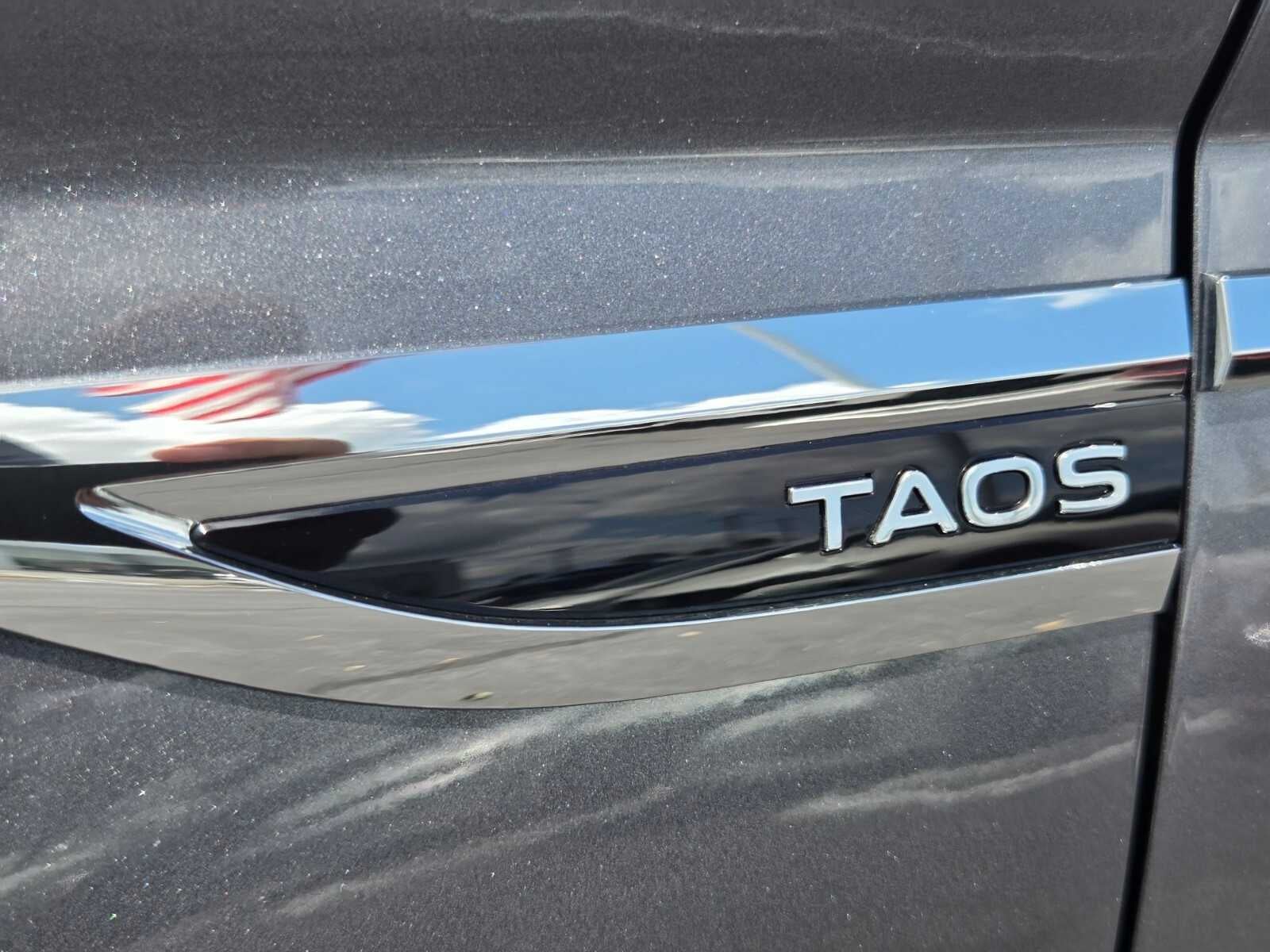 2023 Volkswagen Taos SE