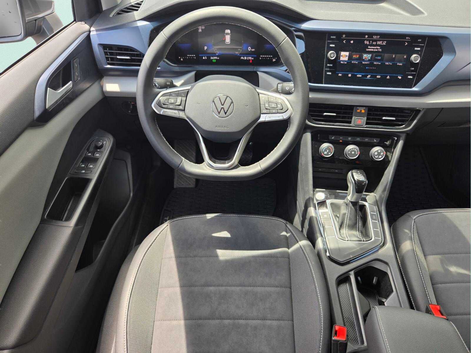 2023 Volkswagen Taos SE