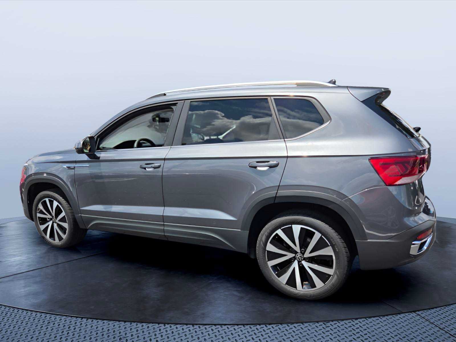 2023 Volkswagen Taos SE