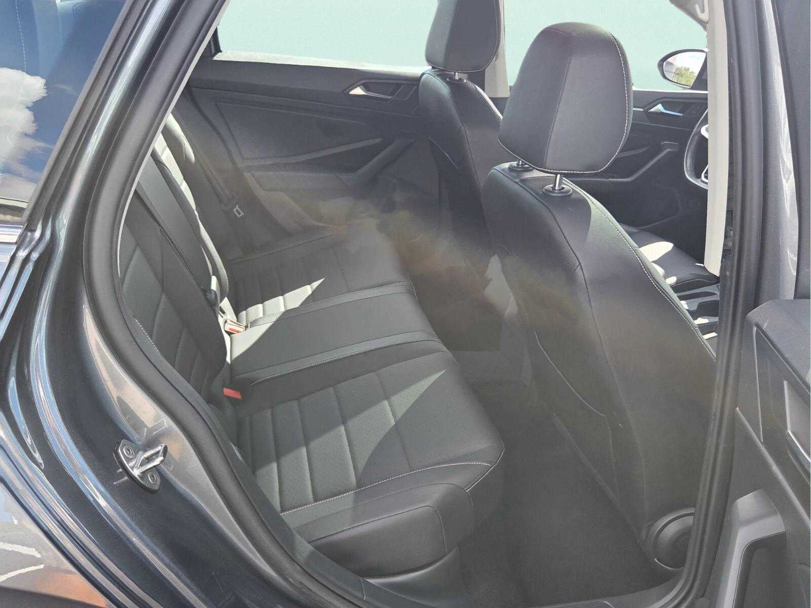 2023 Volkswagen Jetta SE
