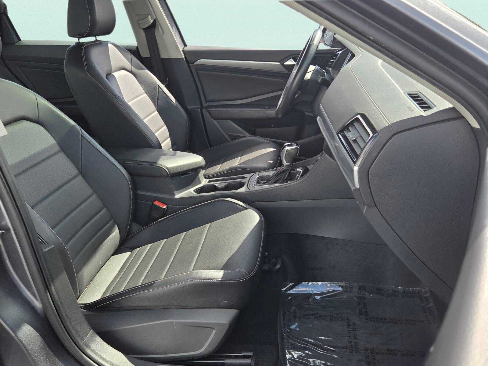 2023 Volkswagen Jetta SE