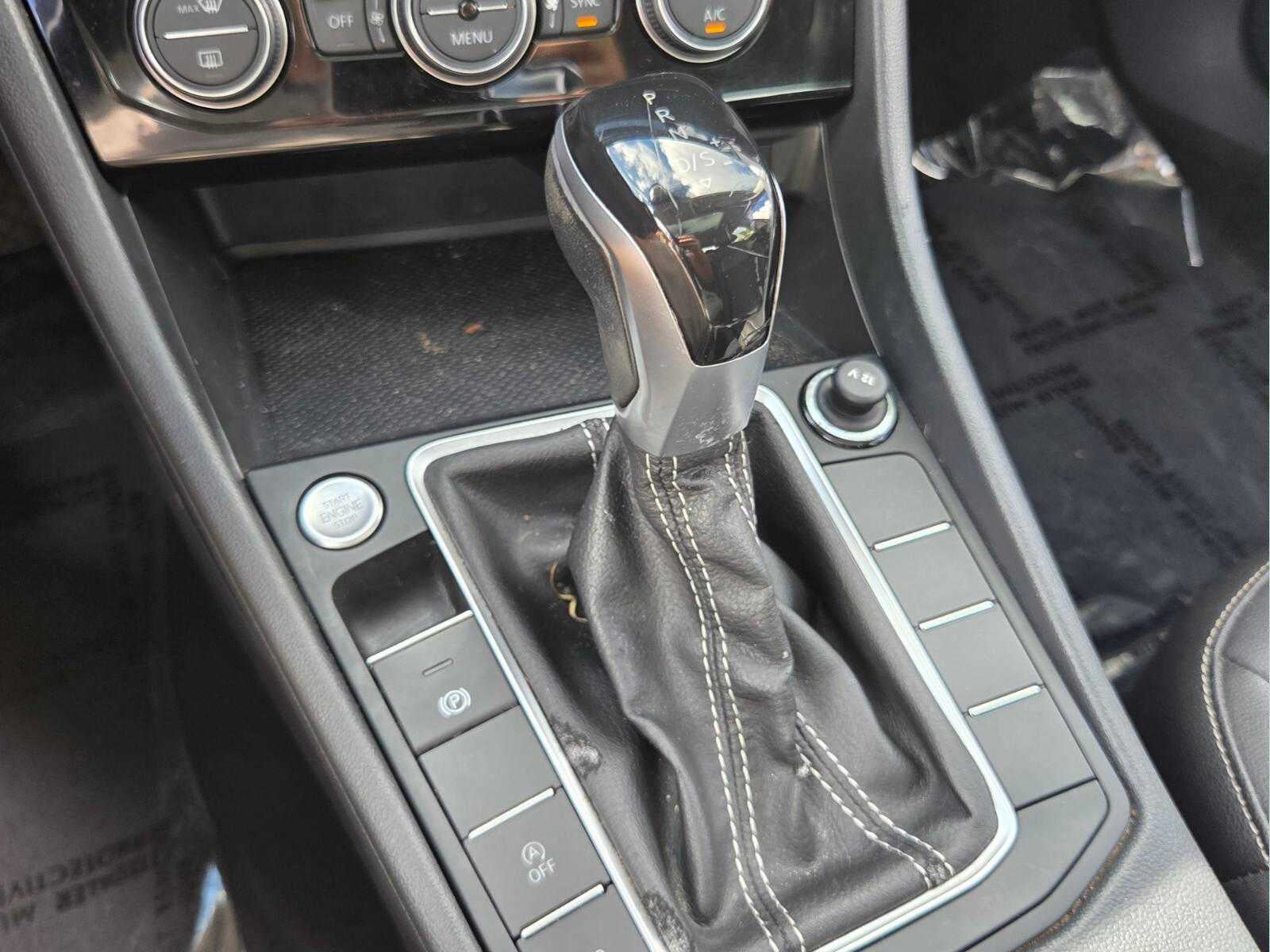 2023 Volkswagen Jetta SE
