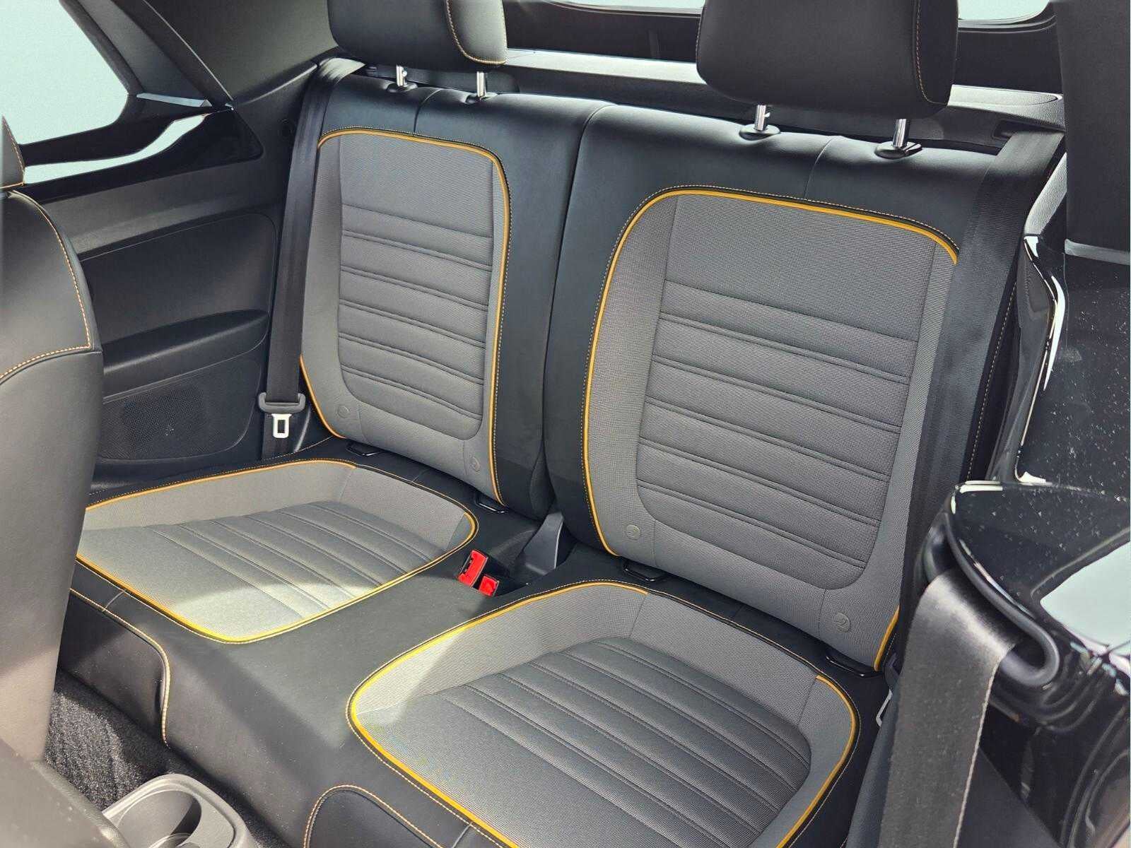 2018 Volkswagen Beetle Convertible Dune
