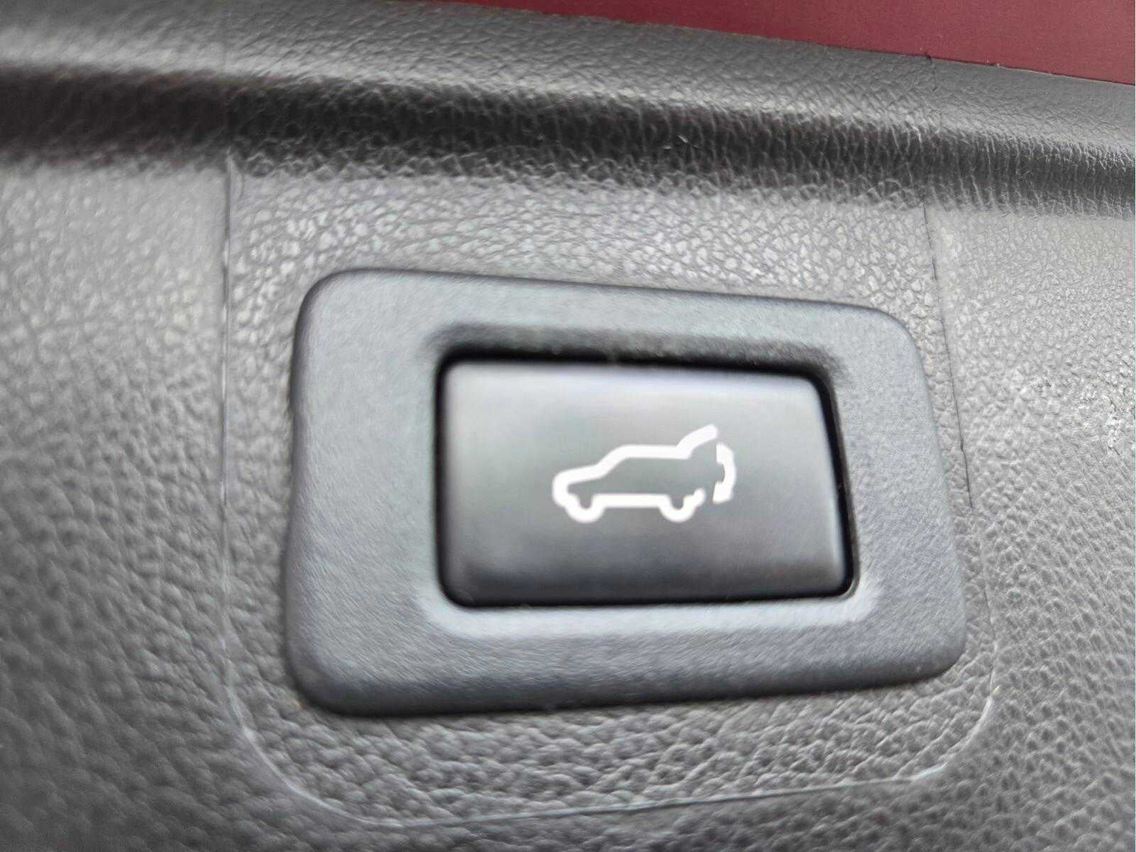 2018 Subaru Outback Premium