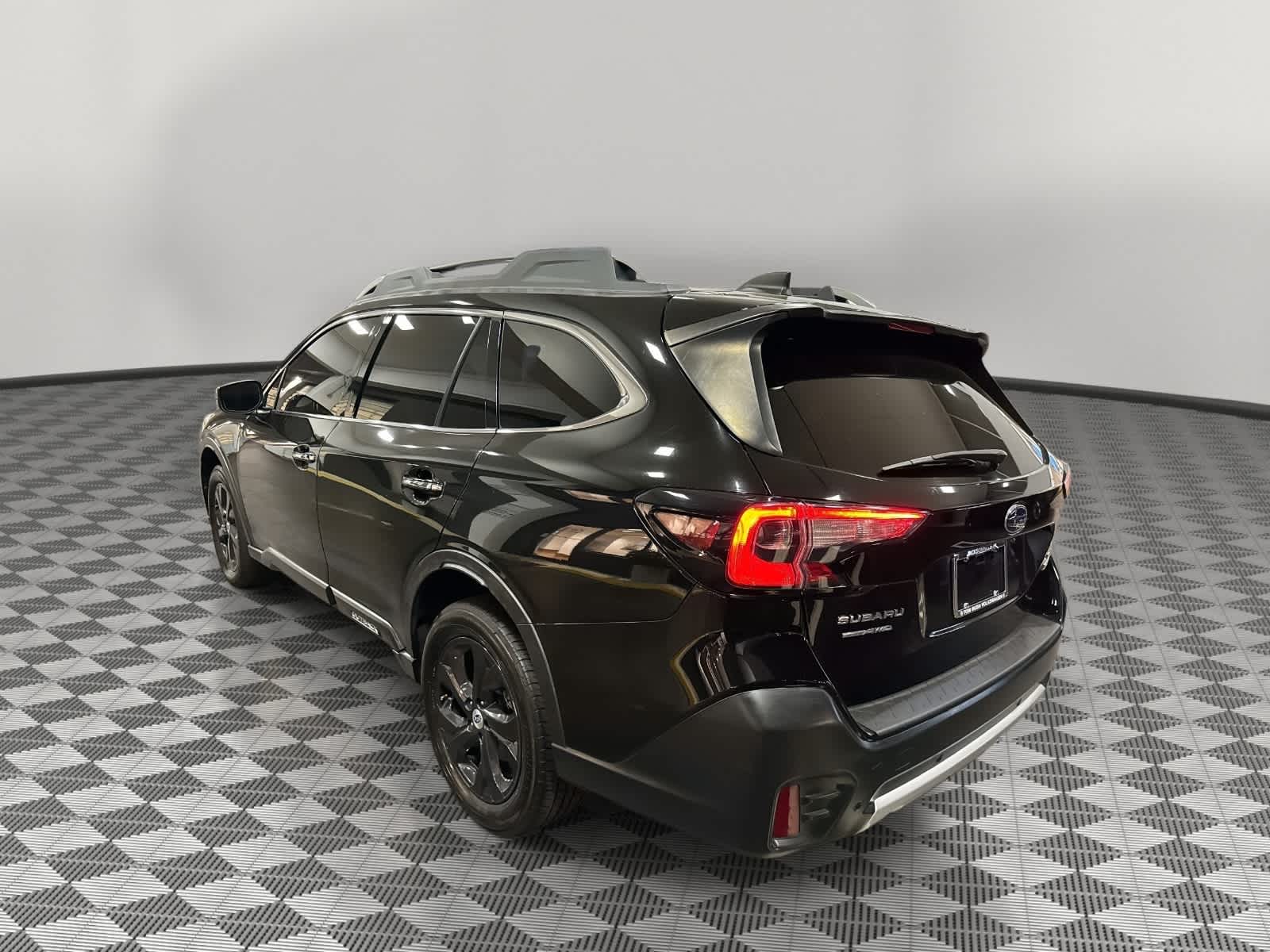 2020 Subaru Outback Touring XT