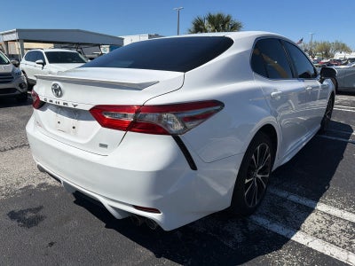 2018 Toyota Camry SE
