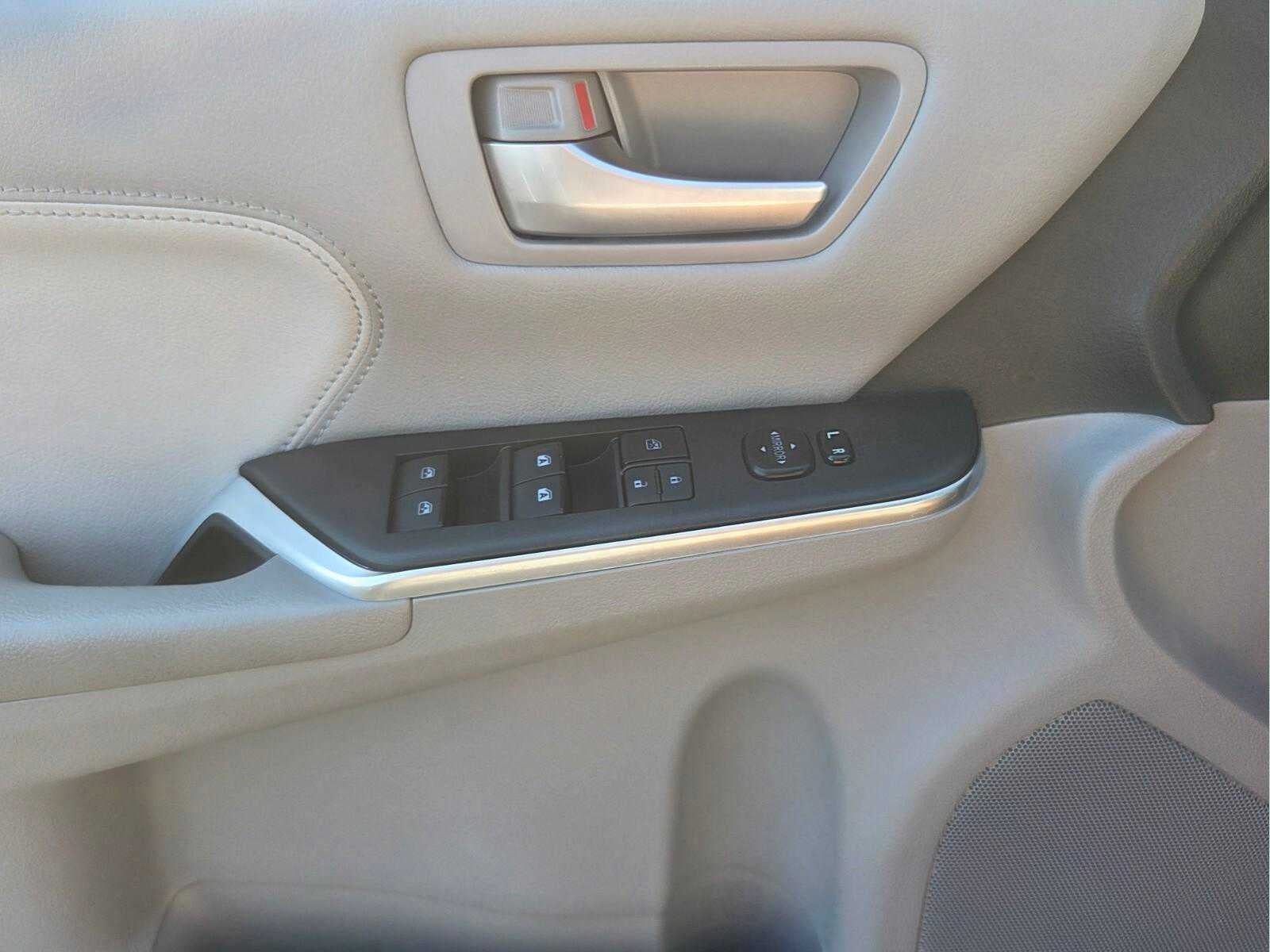 2016 Toyota Camry XLE