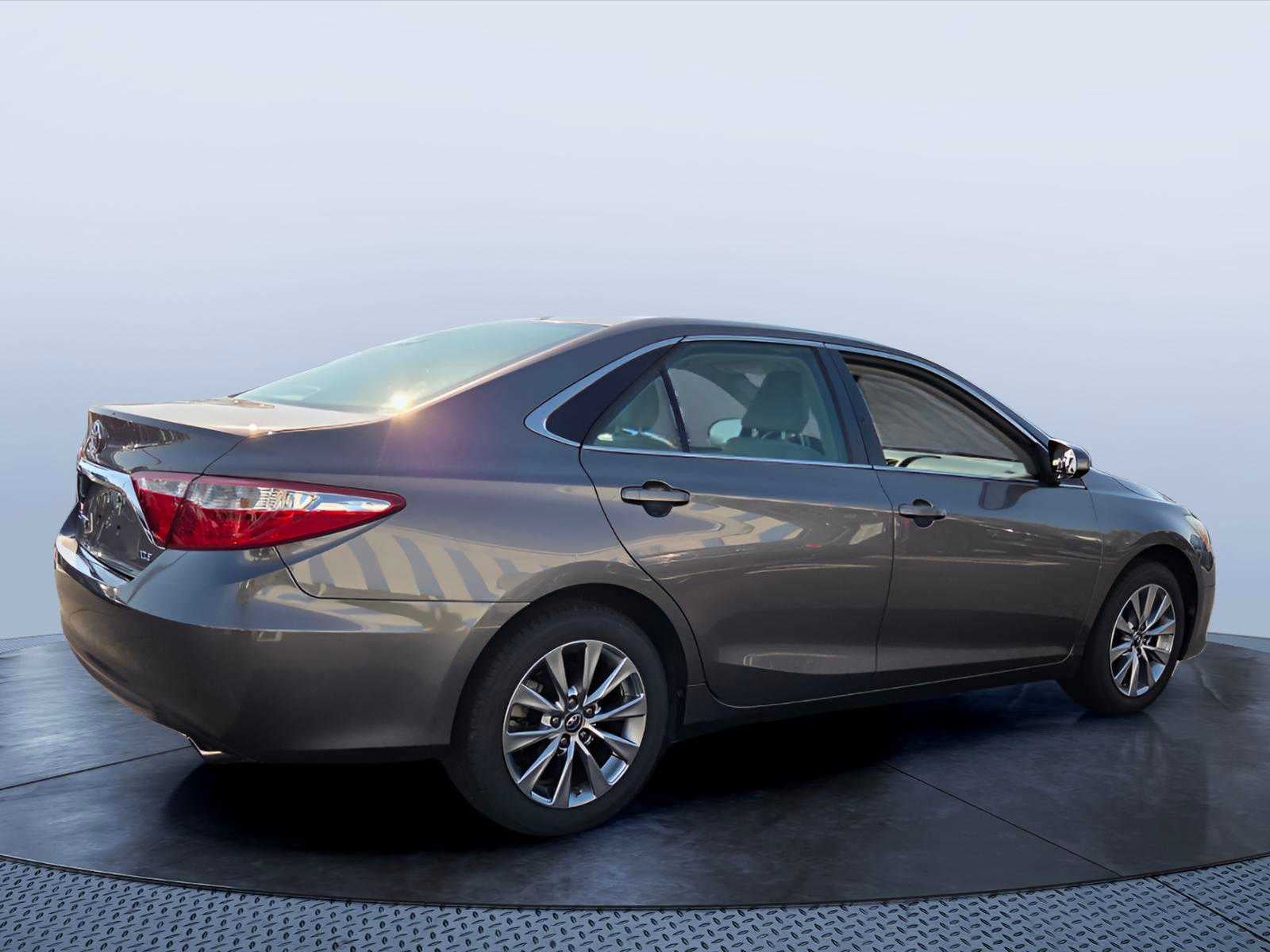2016 Toyota Camry XLE