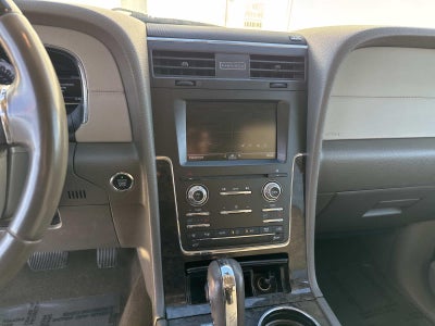 2015 Lincoln Navigator Base