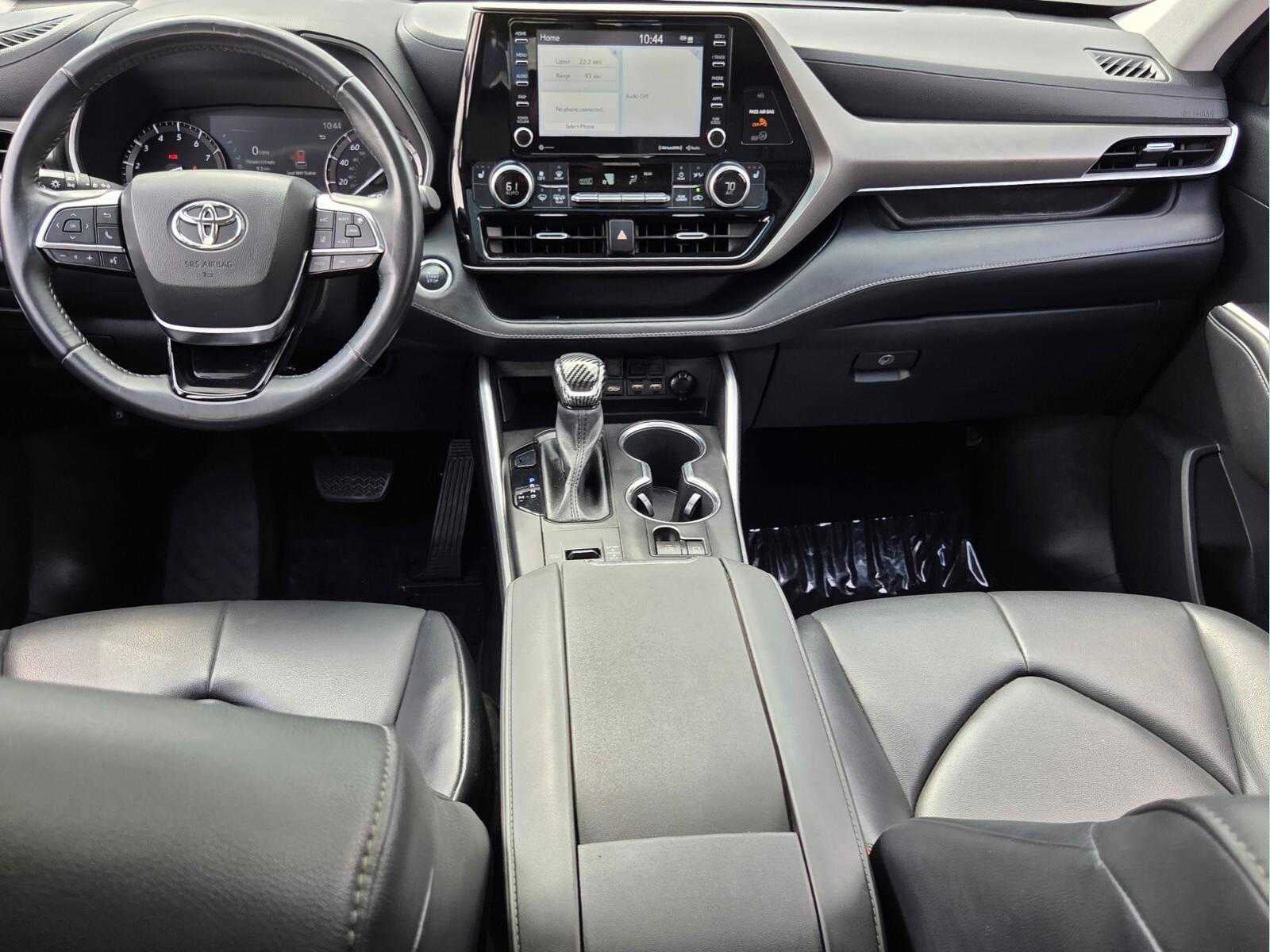 2021 Toyota Highlander XLE