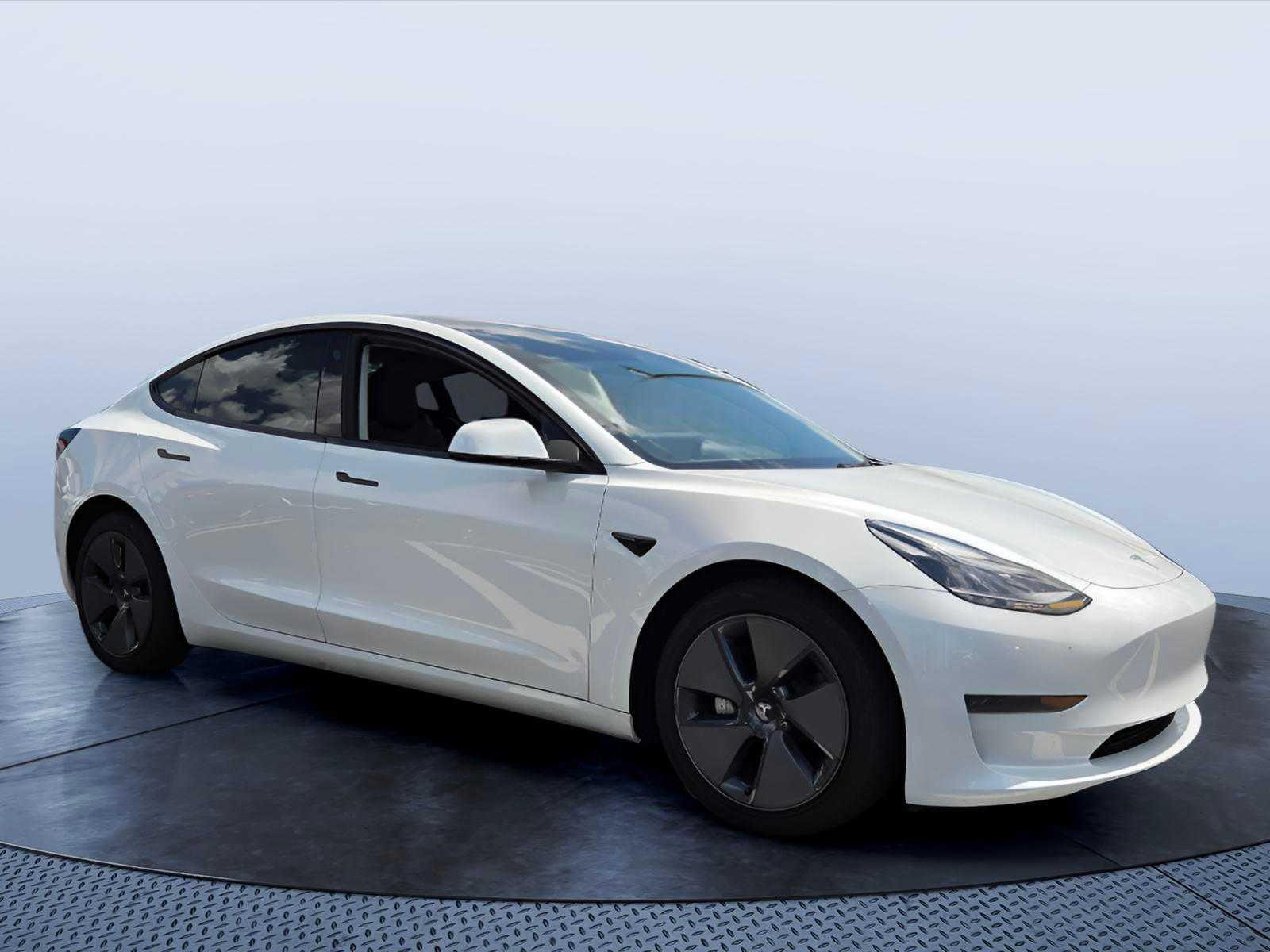 2023 Tesla Model 3 Base