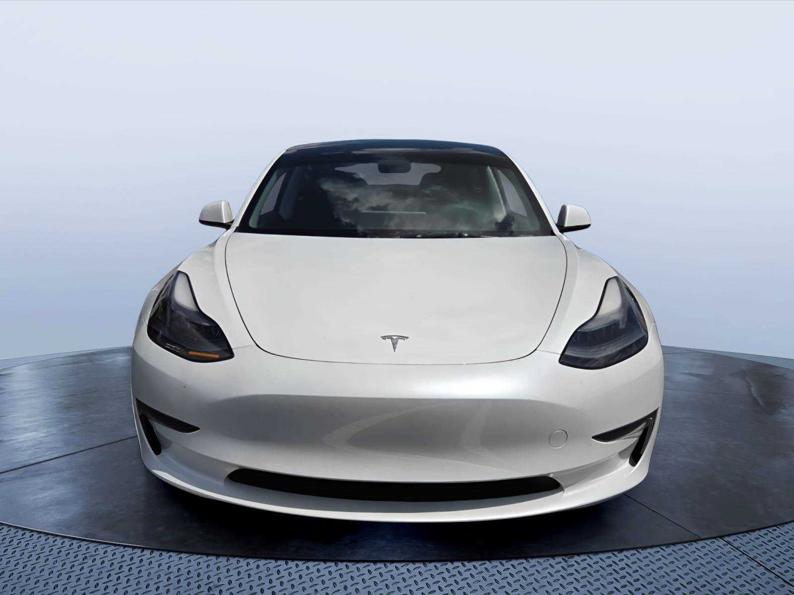 2023 Tesla Model 3 Base