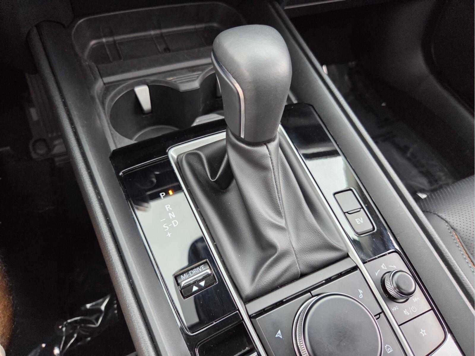 2025 Mazda Mazda CX-50 Hybrid Premium Package