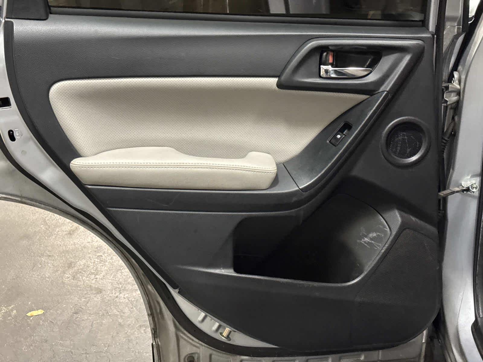 2015 Subaru Forester 2.5i Touring