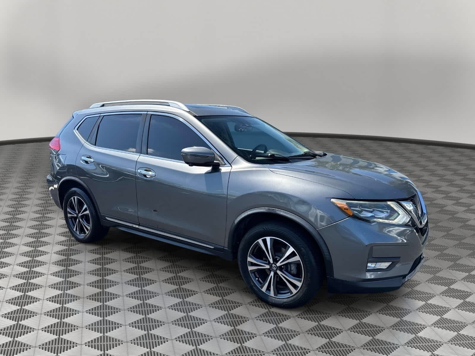 2017 Nissan Rogue SL