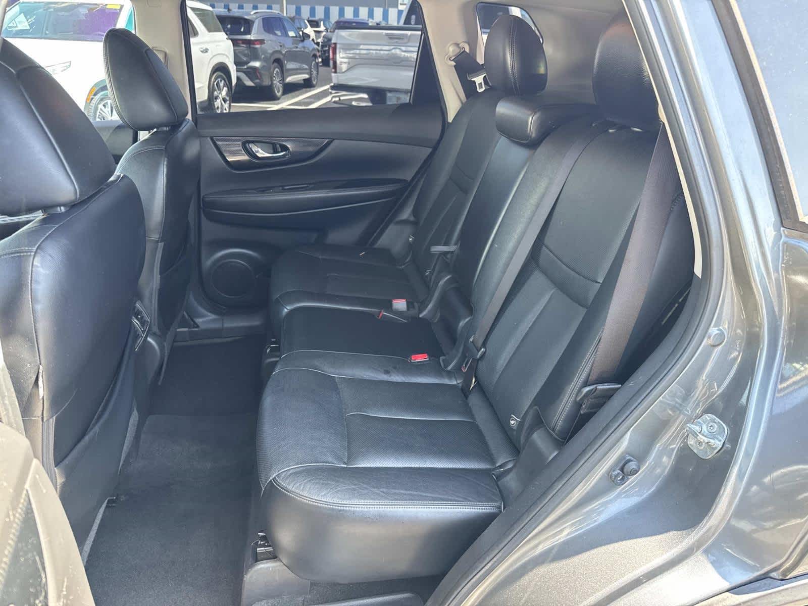 2017 Nissan Rogue SL