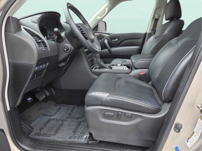 2023 INFINITI QX80 LUXE