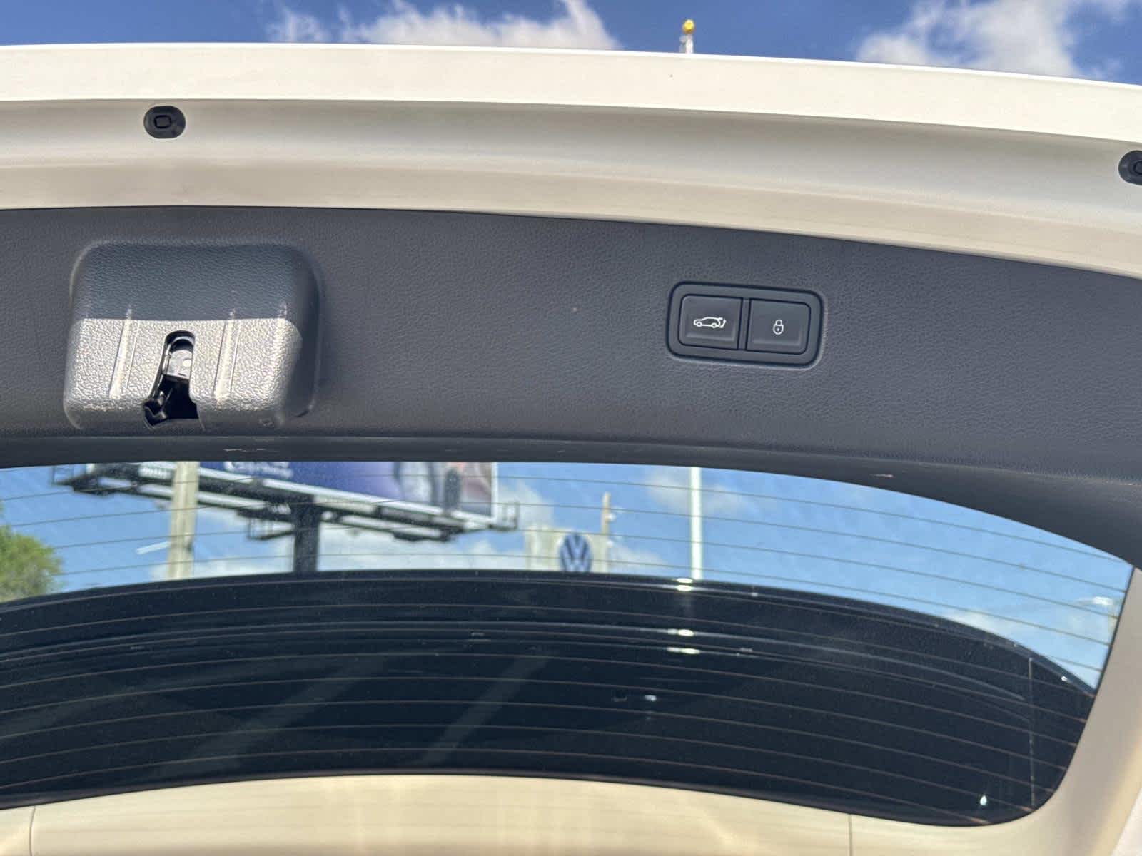 2023 Genesis GV80 Advanced +