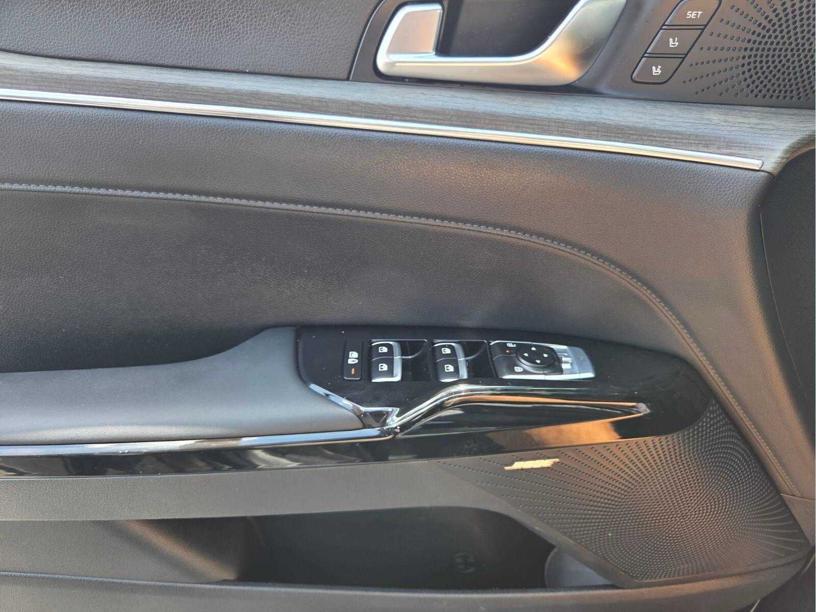 2025 Kia K5 EX