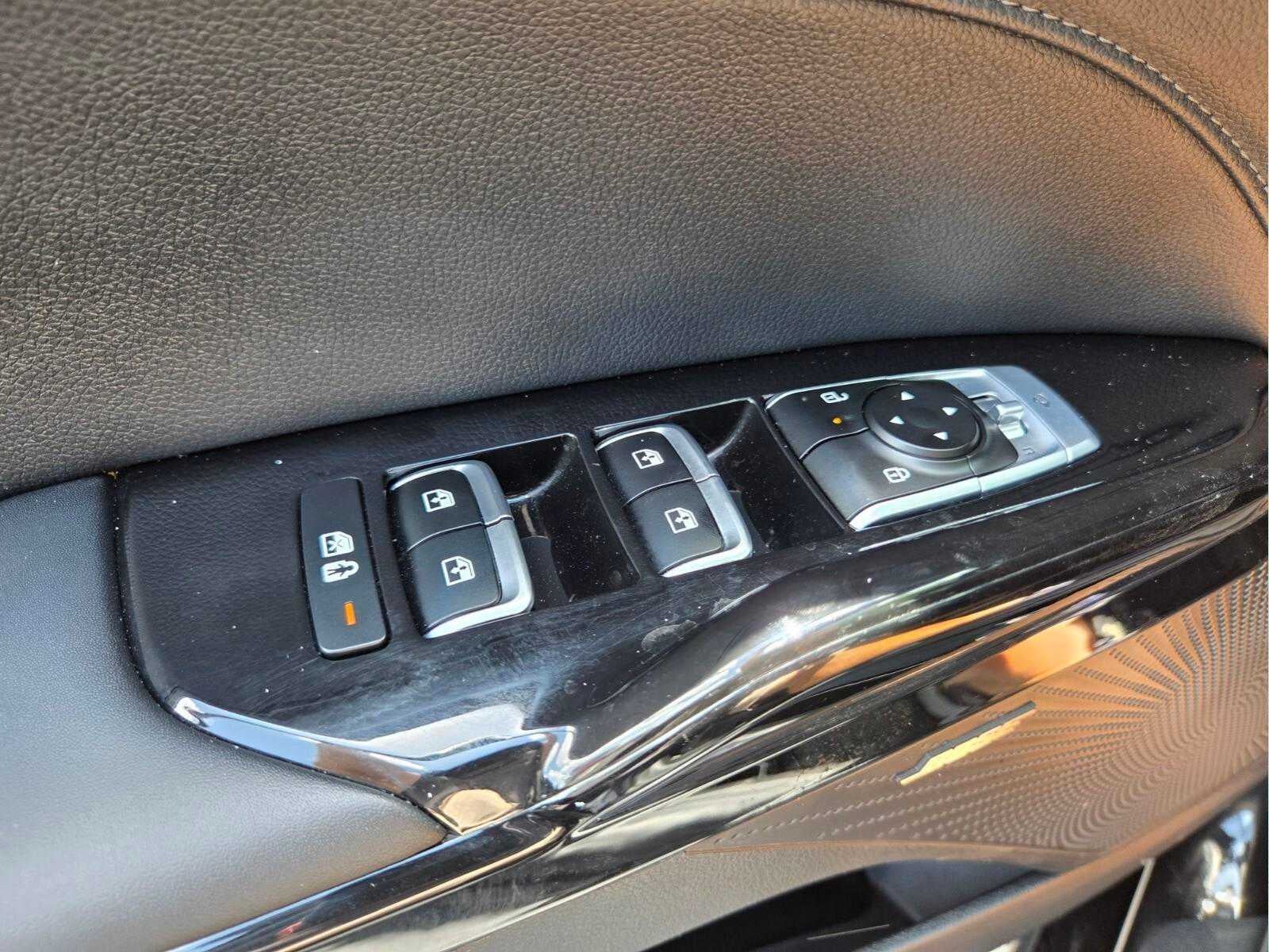 2025 Kia K5 EX