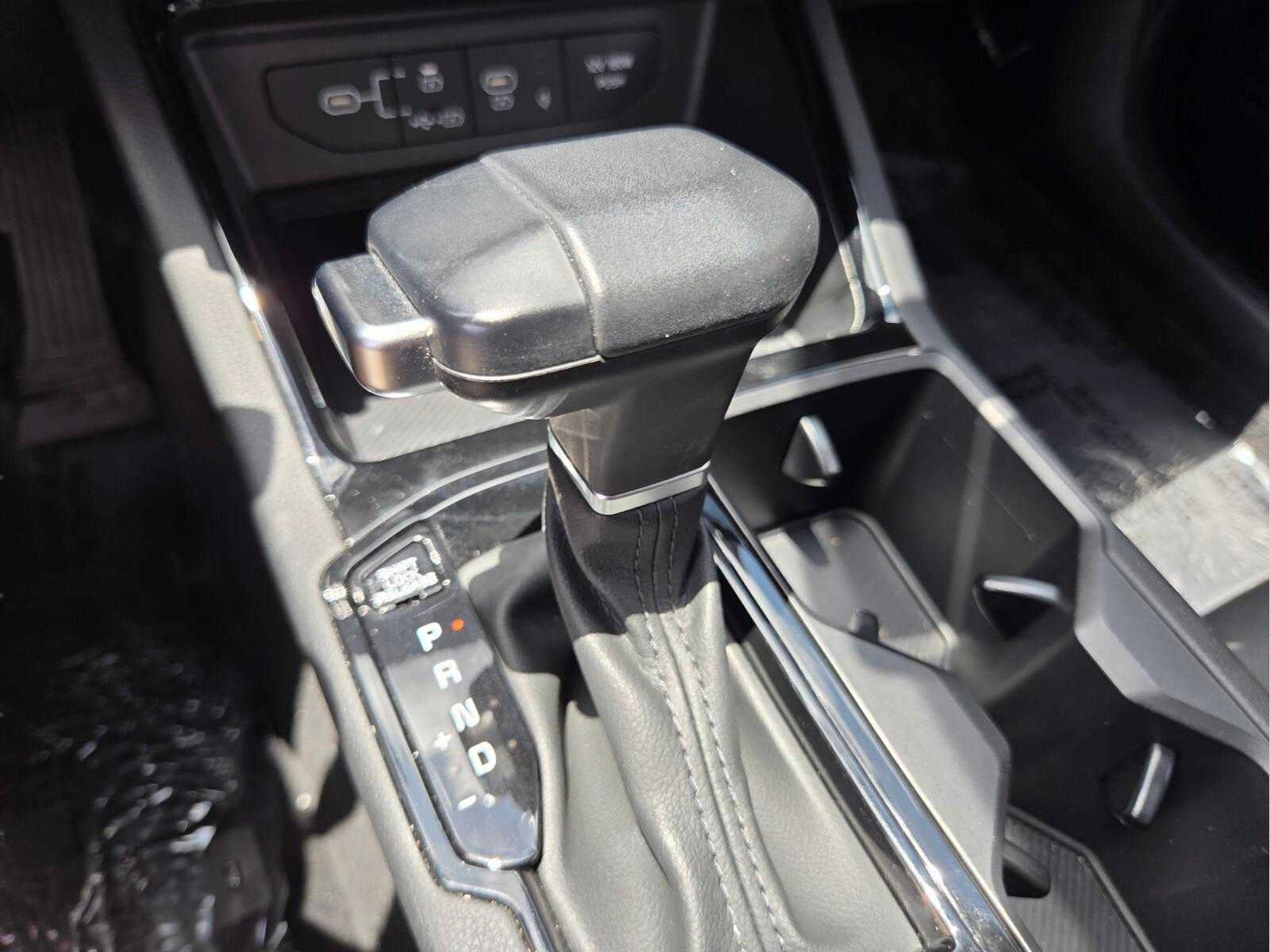 2025 Kia K5 EX