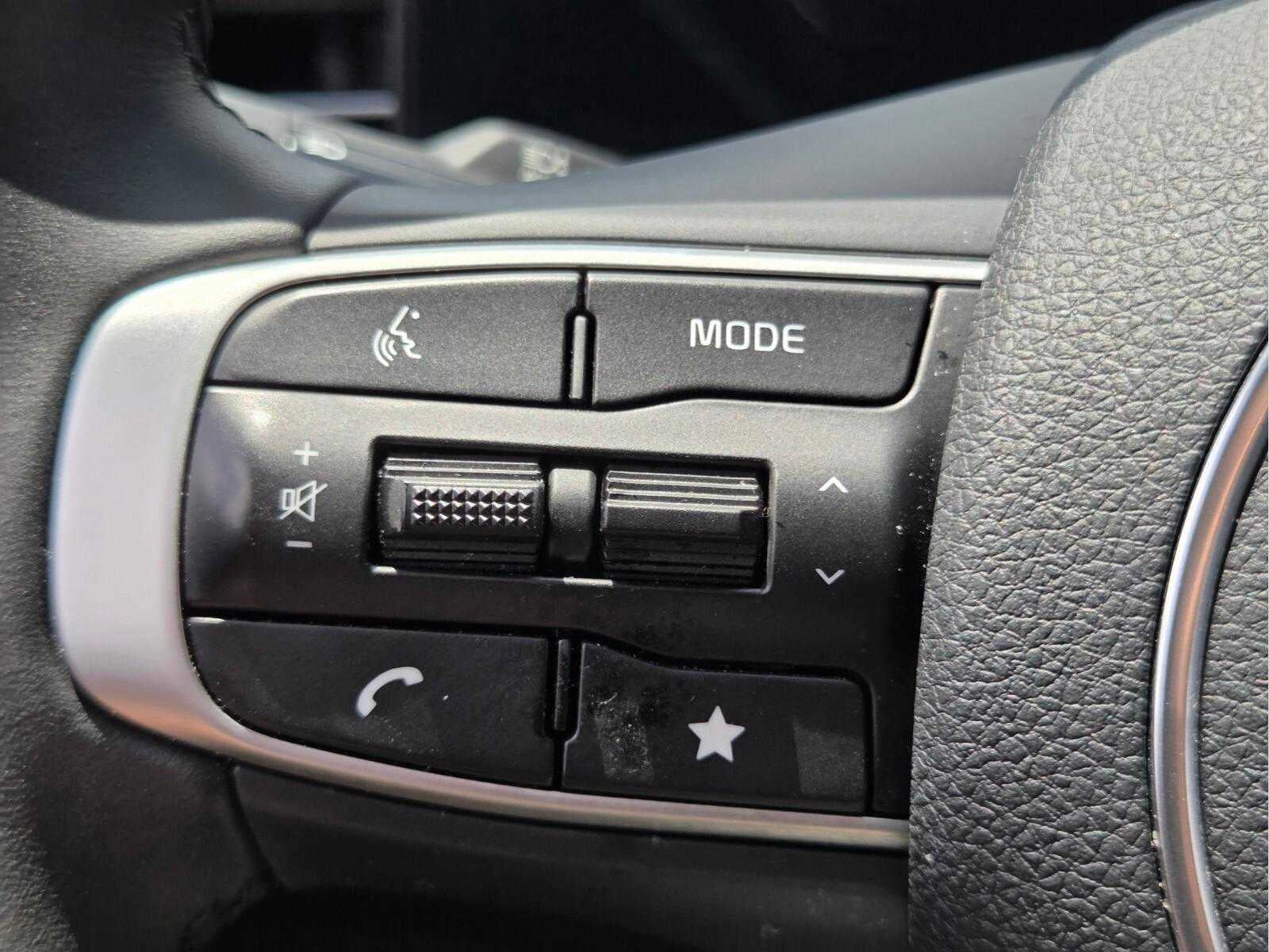 2025 Kia K5 EX