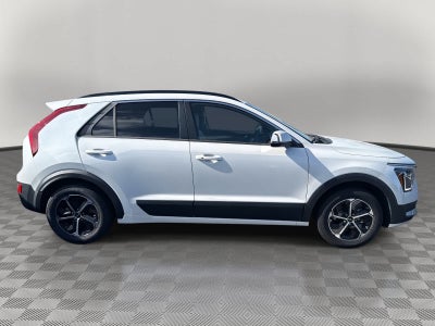 2023 Kia Niro EX