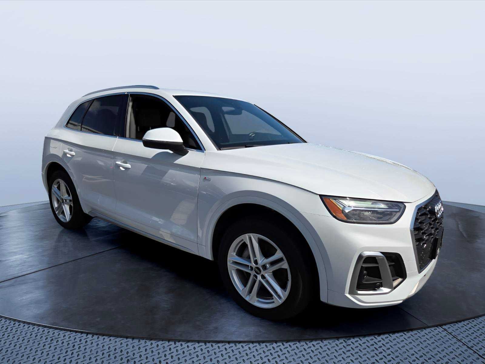 2023 Audi Q5 S line Premium Plus