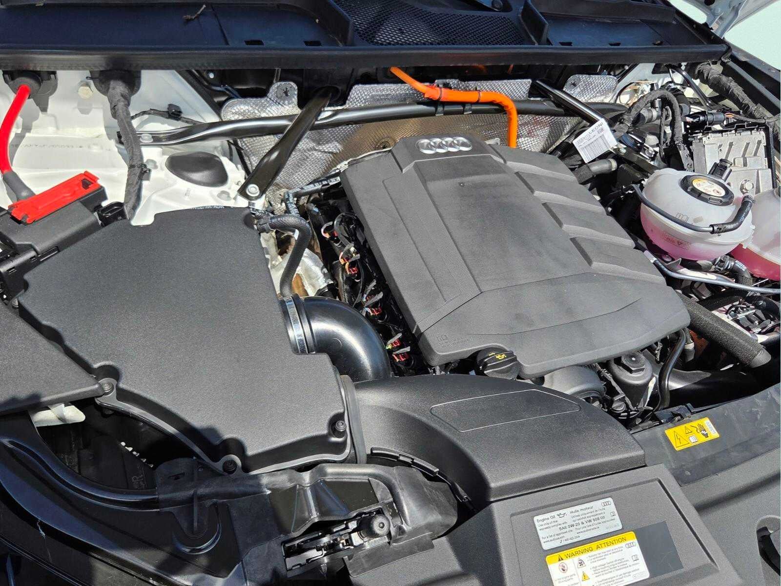 2023 Audi Q5 S line Premium Plus