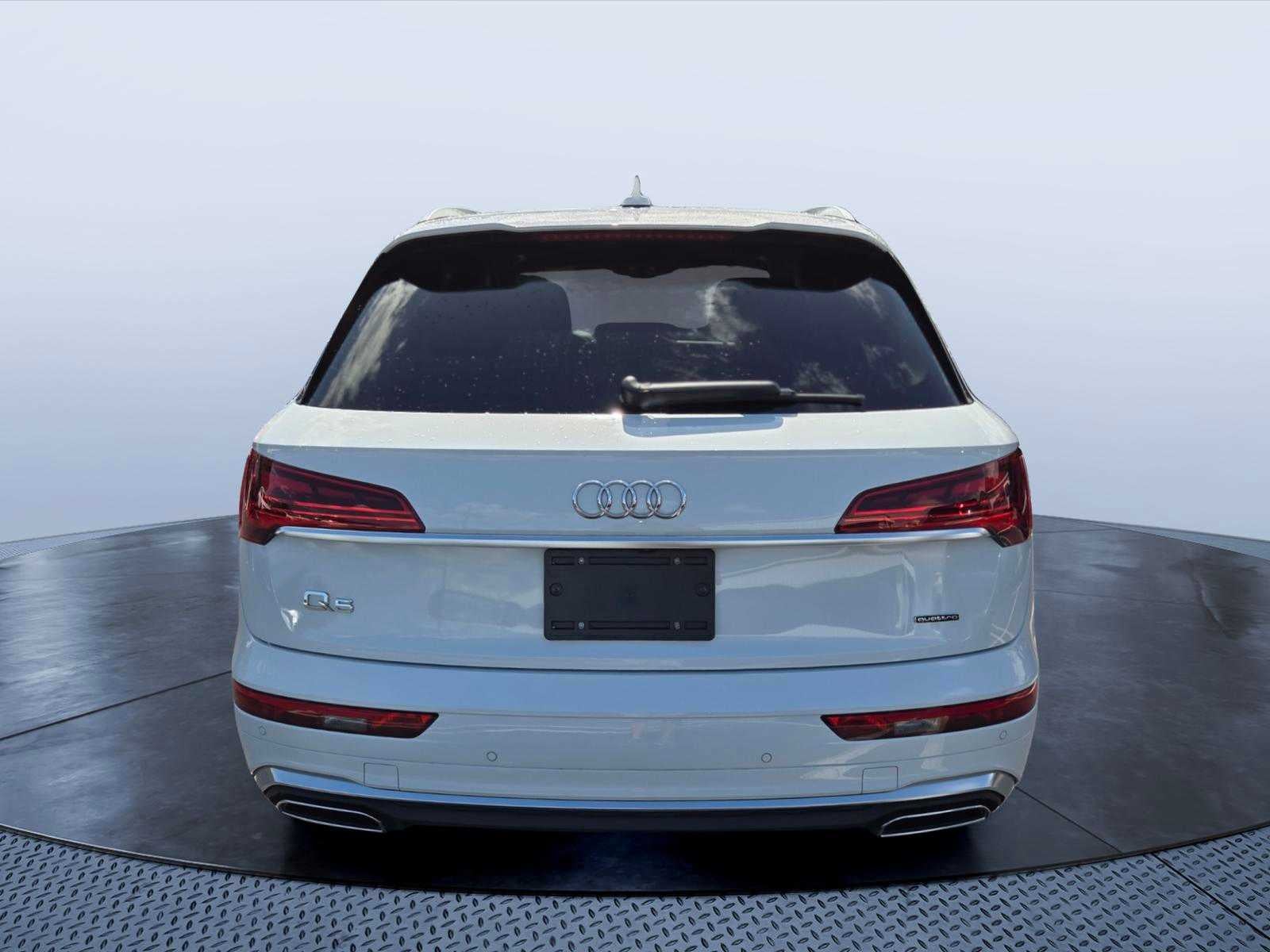 2023 Audi Q5 S line Premium Plus