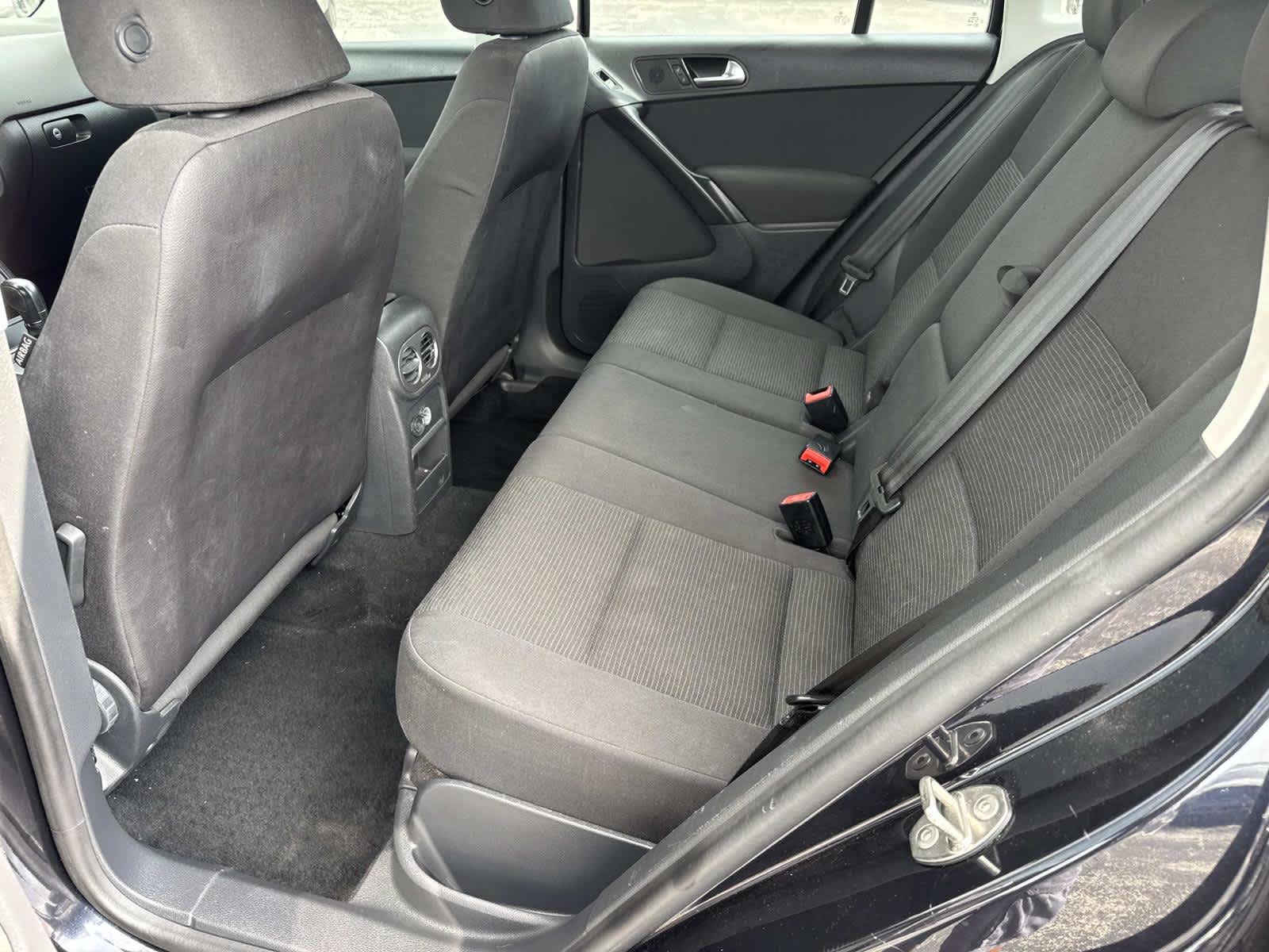 2017 Volkswagen Tiguan Base