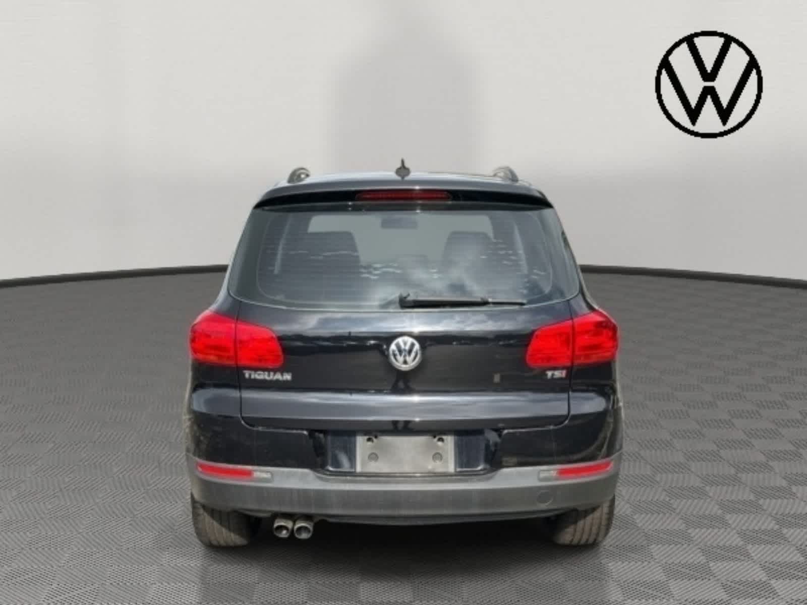 2017 Volkswagen Tiguan Base